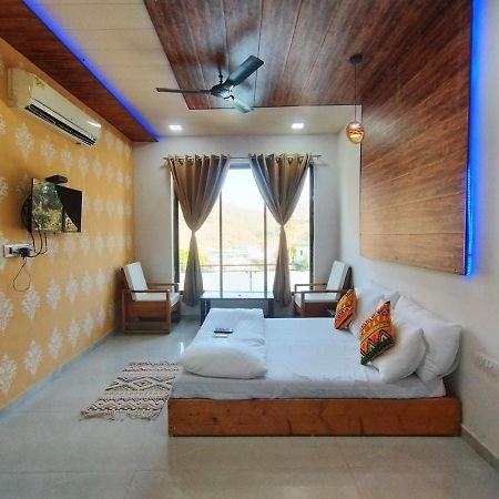 Rudraksha Inn مونت ابو المظهر الخارجي الصورة