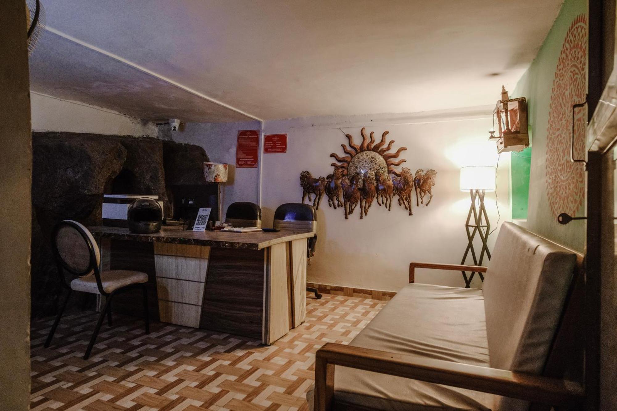 Rudraksha Inn مونت ابو المظهر الخارجي الصورة