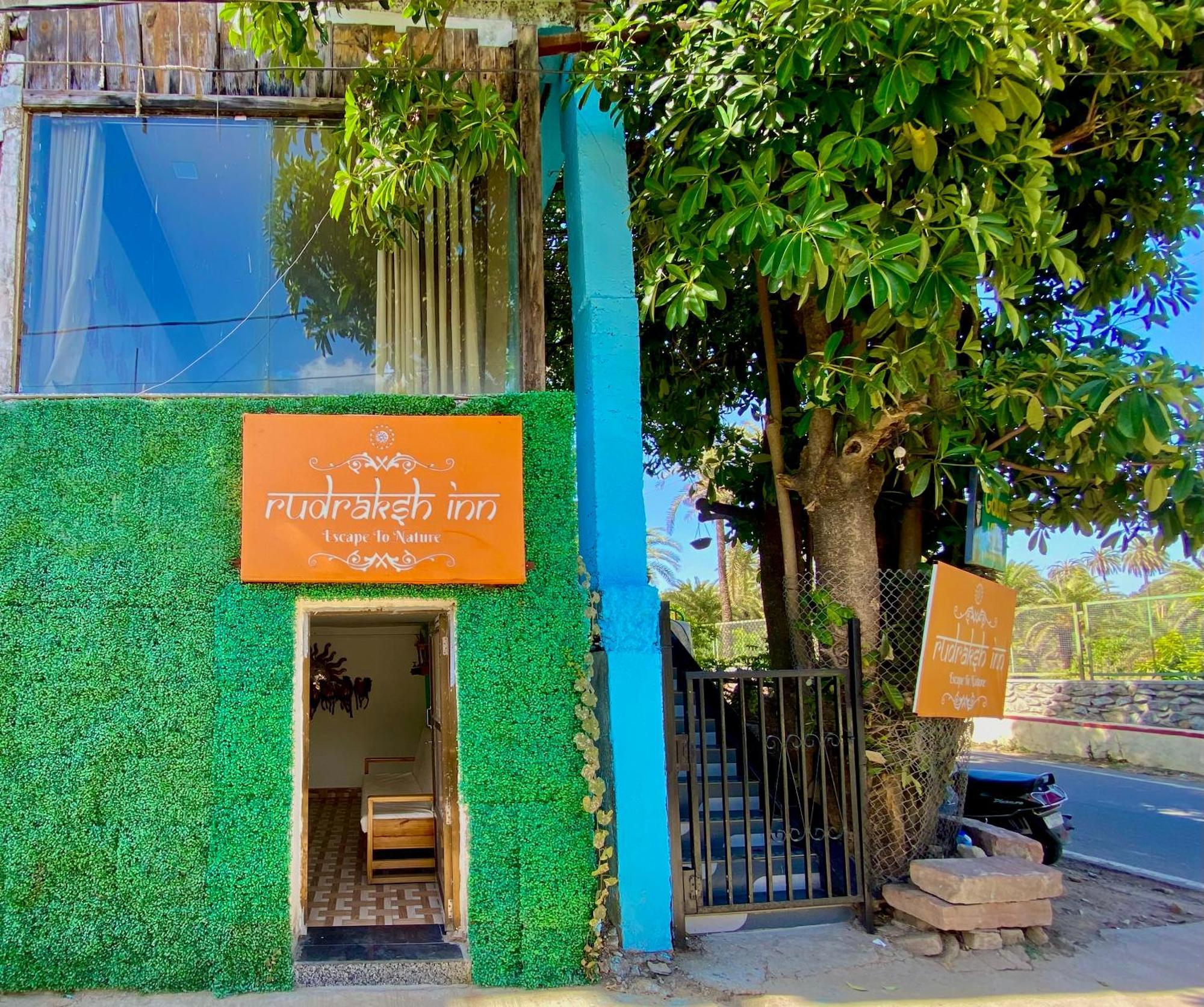 Rudraksha Inn مونت ابو المظهر الخارجي الصورة