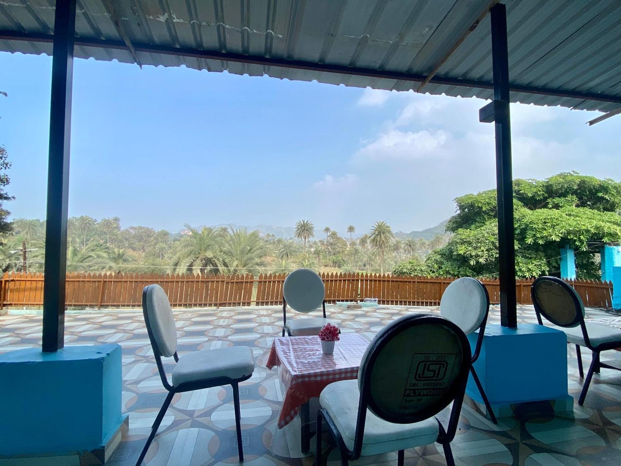 Rudraksha Inn مونت ابو المظهر الخارجي الصورة
