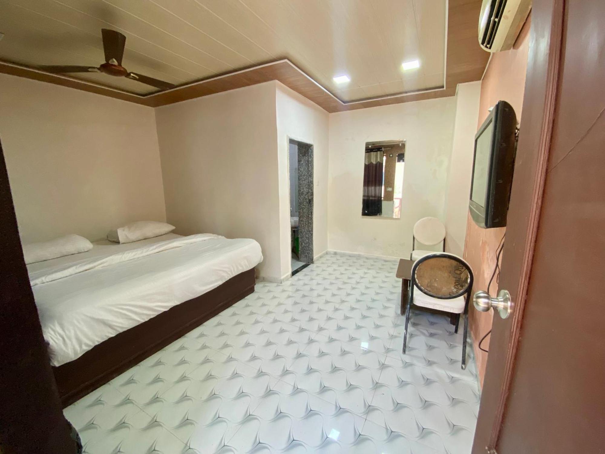 Rudraksha Inn مونت ابو المظهر الخارجي الصورة